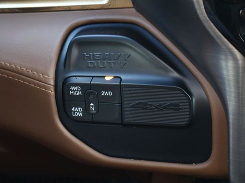 Used 2024 RAM 3500 Limited image 27