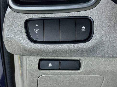 Used 2018 Kia Sorento AWD image 16