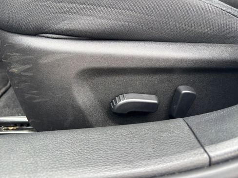 Used 2025 Nissan Altima 2.5 SV FWD image 22