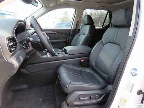 New 2026 Honda Pilot Touring image 14