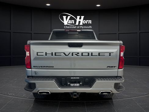 Used 2024 Chevrolet Silverado 1500 RST AWD/4WD image 4