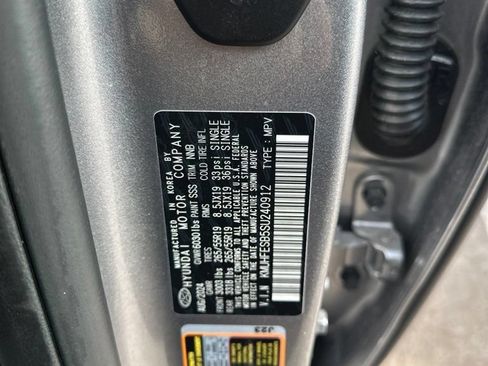 Used 2025 Genesis GV80 2.5T Standard AWD/4WD image 13