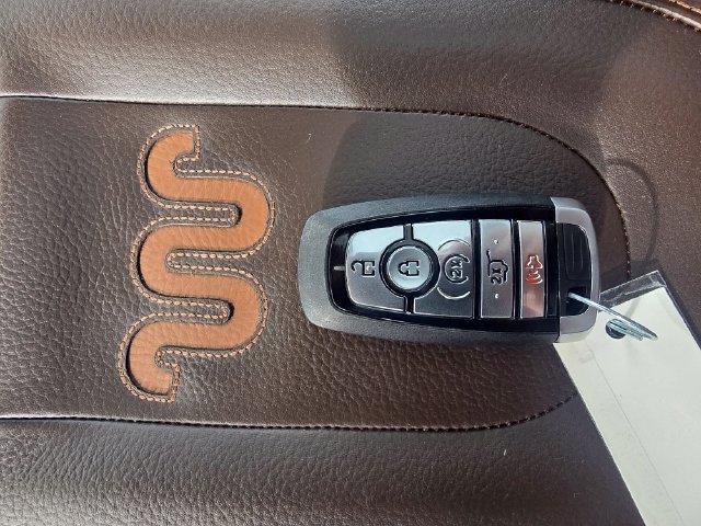 Used 2025 Ford Expedition King Ranch AWD/4WD image 36