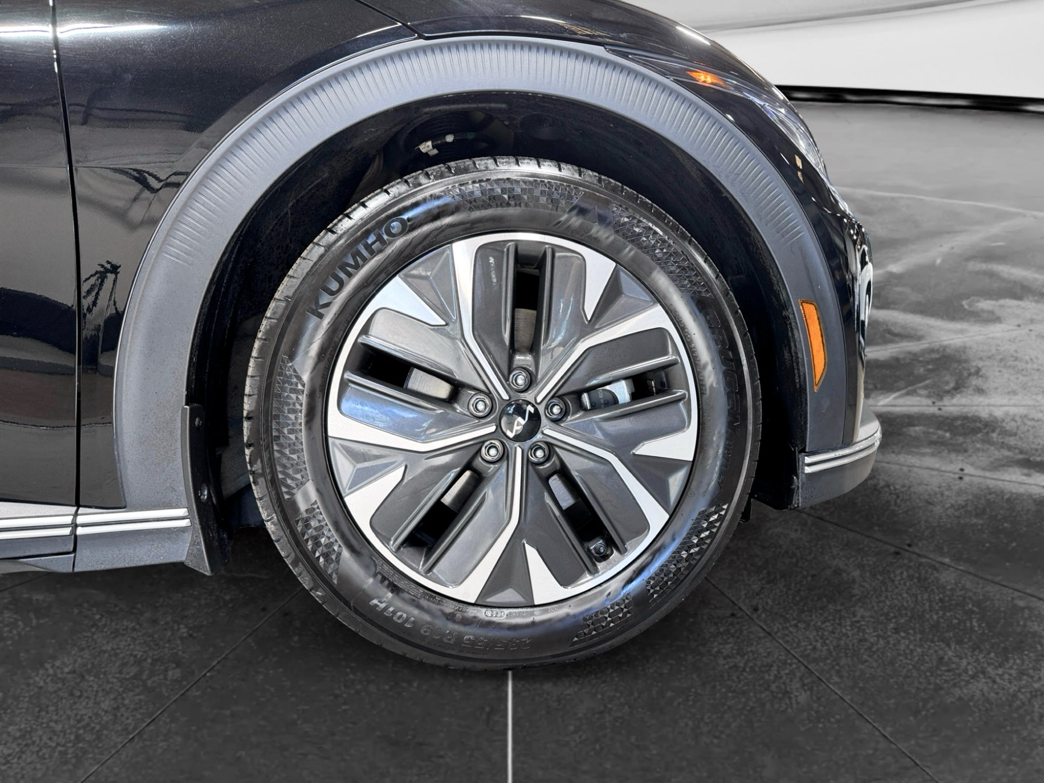 Used 2024 Kia EV6 Light AWD/4WD image 38