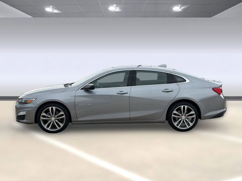 Used 2023 Chevrolet Malibu LT FWD image 2