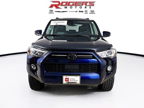 Used 2024 Toyota 4Runner SR5 Premium w/ Moonroof Package AWD/4WD image 2