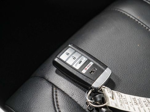 Used 2023 Acura TLX image 32