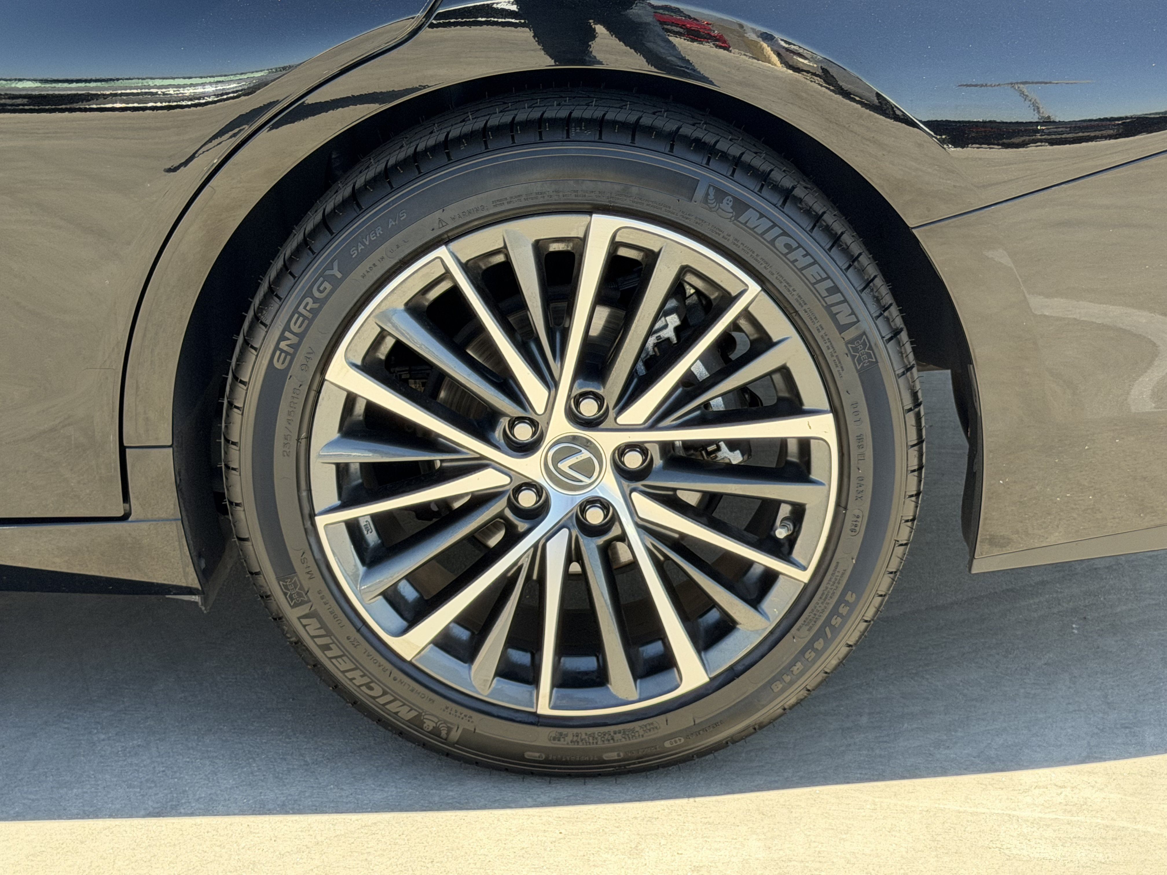 Certified 2023 Lexus ES 350 w/ Premium Package FWD image 15