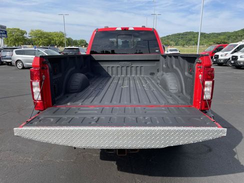 Used 2021 Ford F350 XLT w/ XLT Premium Package AWD/4WD image 5