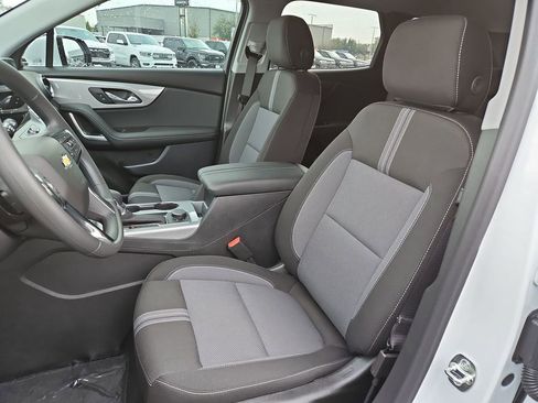 New 2026 Chevrolet Blazer LT w/ Convenience Package FWD image 19