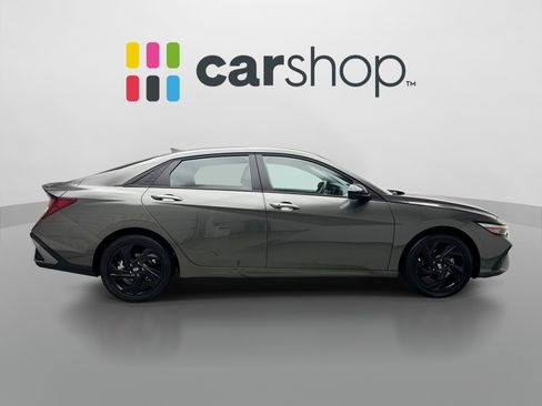 Used 2026 Hyundai Elantra Sport FWD image 6