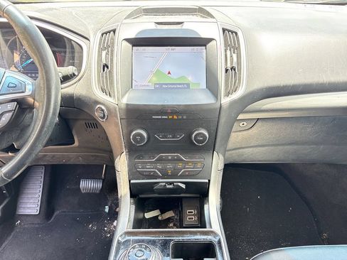 Used 2020 Ford Edge SEL w/ Convenience Package FWD image 22