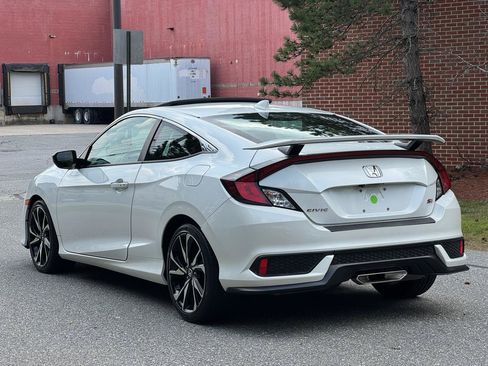 Used 2018 Honda Civic Si image 4
