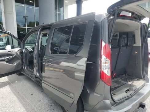 Used 2022 Ford Transit Connect XLT w/ Trailer Tow Package FWD image 3