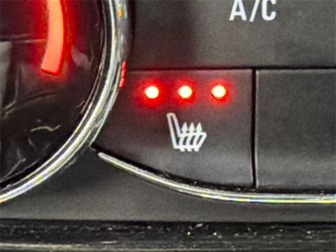 Used 2024 Chevrolet TrailBlazer ACTIV w/ Driver Confidence Package image 30