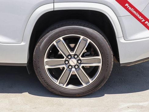 Used 2019 GMC Acadia Denali w/ Technology Package AWD/4WD image 11