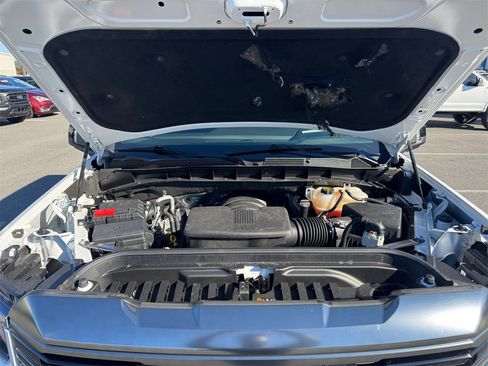 Used 2024 GMC Sierra 1500 AT4 w/ Technology Package image 19