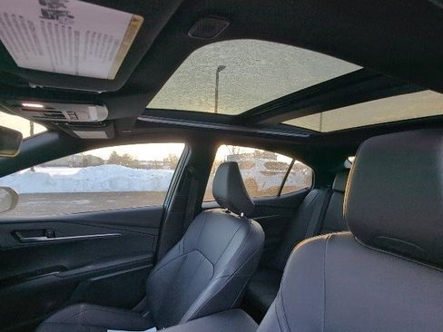 Used 2025 Toyota Camry XSE image 12