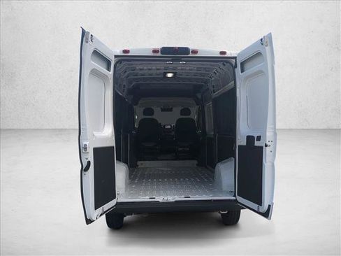 Used 2026 RAM ProMaster 2500 w/ Convenience Group FWD image 6