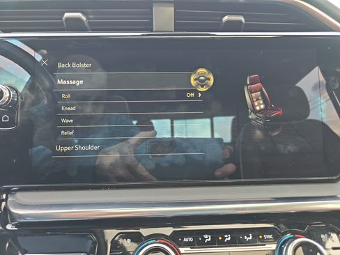 Used 2023 GMC Sierra 1500 Denali Ultimate image 35