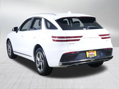 Certified 2026 Genesis GV70 2.5T Select AWD/4WD image 5