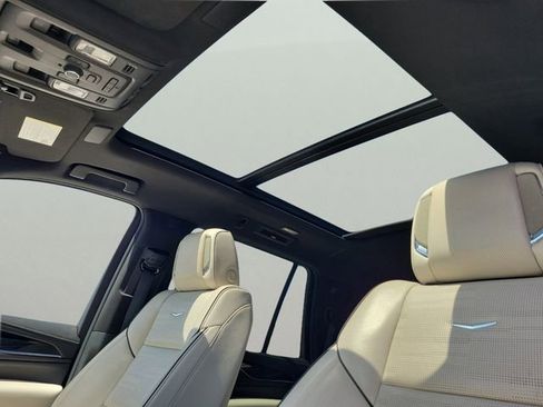 Used 2024 Cadillac Escalade Sport image 23