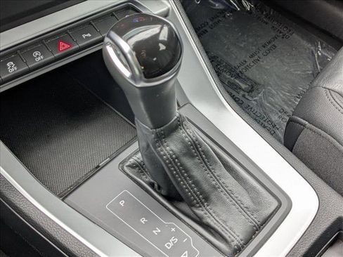 Used 2020 Audi Q3 2.0T Premium w/ Convenience Package image 12