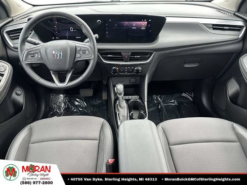 Certified 2024 Buick Encore GX Preferred FWD image 12