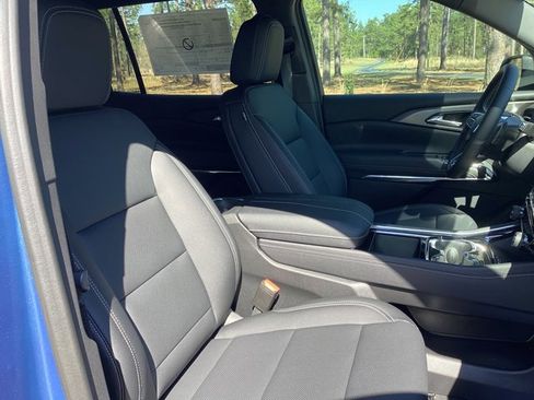 New 2026 Chevrolet Traverse LT w/ Midnight/Sport Edition FWD image 20