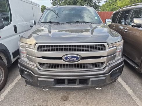 Used 2019 Ford F150 Platinum w/ Equipment Group 701A Luxury AWD/4WD image 25