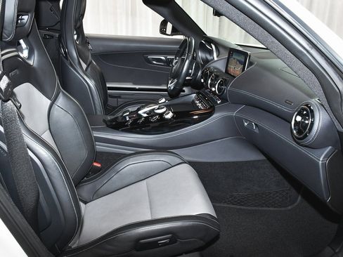 Used 2018 Mercedes-Benz AMG GT Roadster image 59