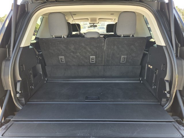 Certified 2025 Ford Expedition Active AWD/4WD image 18