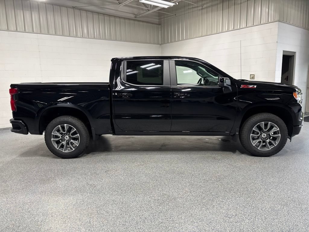 New 2026 Chevrolet Silverado 1500 RST AWD/4WD image 8