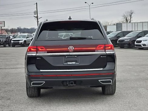 Used 2024 Volkswagen Atlas SEL image 6