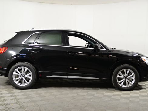 Certified 2025 Audi Q3 2.0T Premium Plus w/ Premium Plus Package image 7