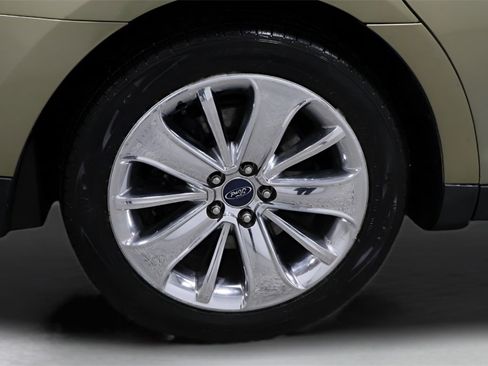 Used 2012 Ford Taurus Limited image 26