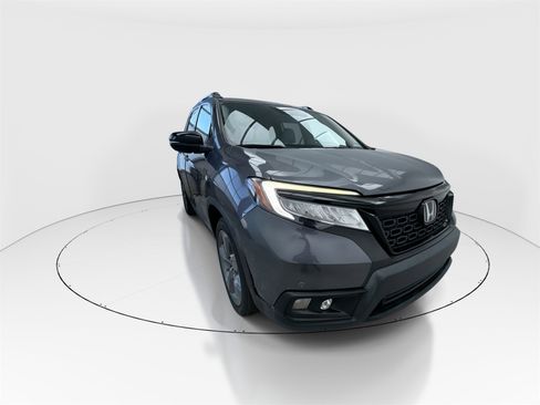 Used 2021 Honda Passport Touring image 2
