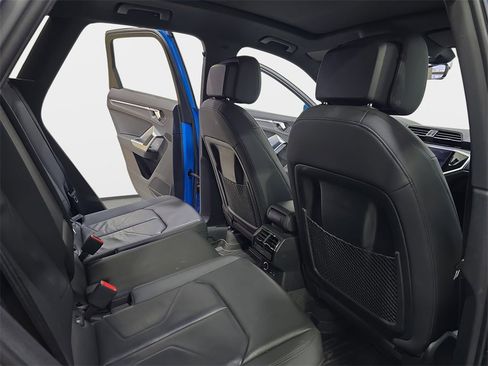 Used 2019 Audi Q3 2.0T Premium Plus image 13