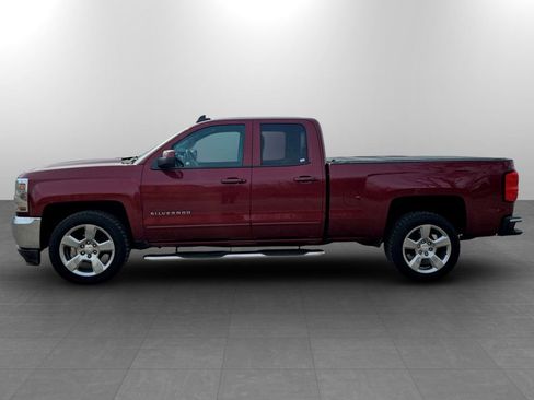 Used 2017 Chevrolet Silverado 1500 LT w/ All Star Edition image 10