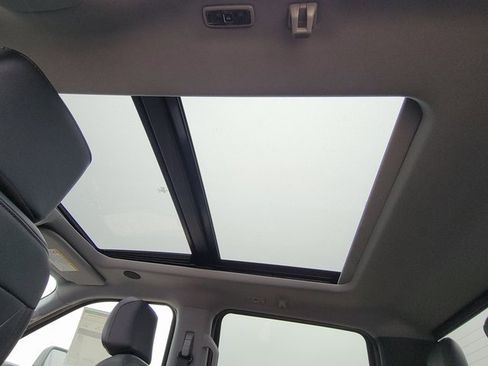 New 2025 Ford F350 Lariat w/ Lariat Ultimate Package image 13