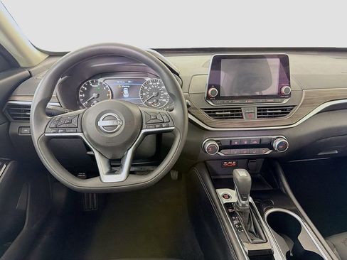 Used 2023 Nissan Altima 2.5 SV image 22