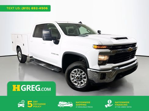 Used 2024 Chevrolet Silverado 2500 LT w/ Convenience Package image 1