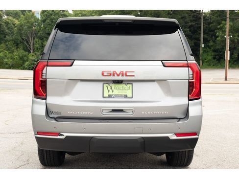 New 2026 GMC Yukon XL Elevation w/ Elevation Premium Package AWD/4WD image 7