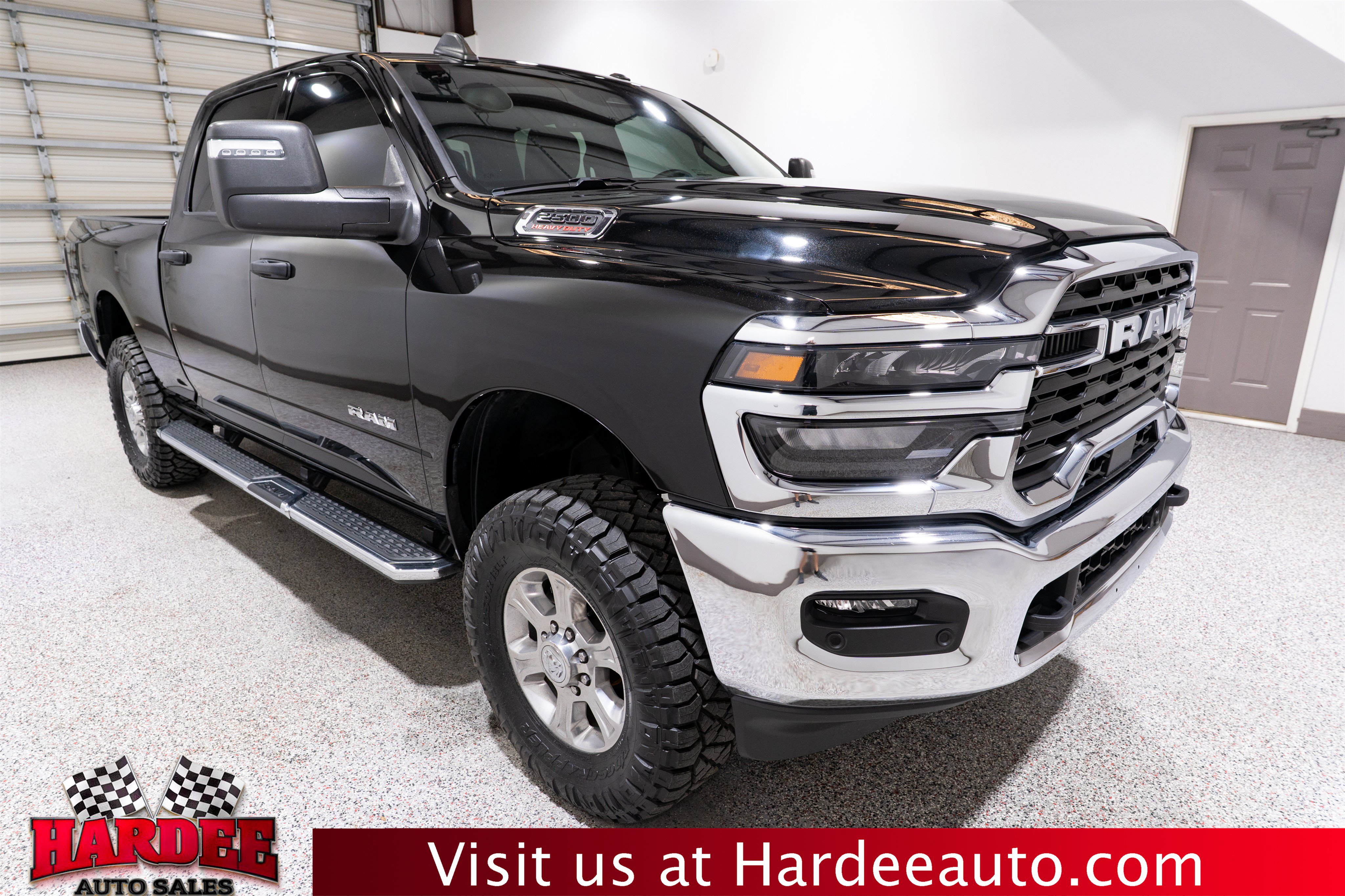 Used 2025 RAM 2500 Big Horn AWD/4WD image 6