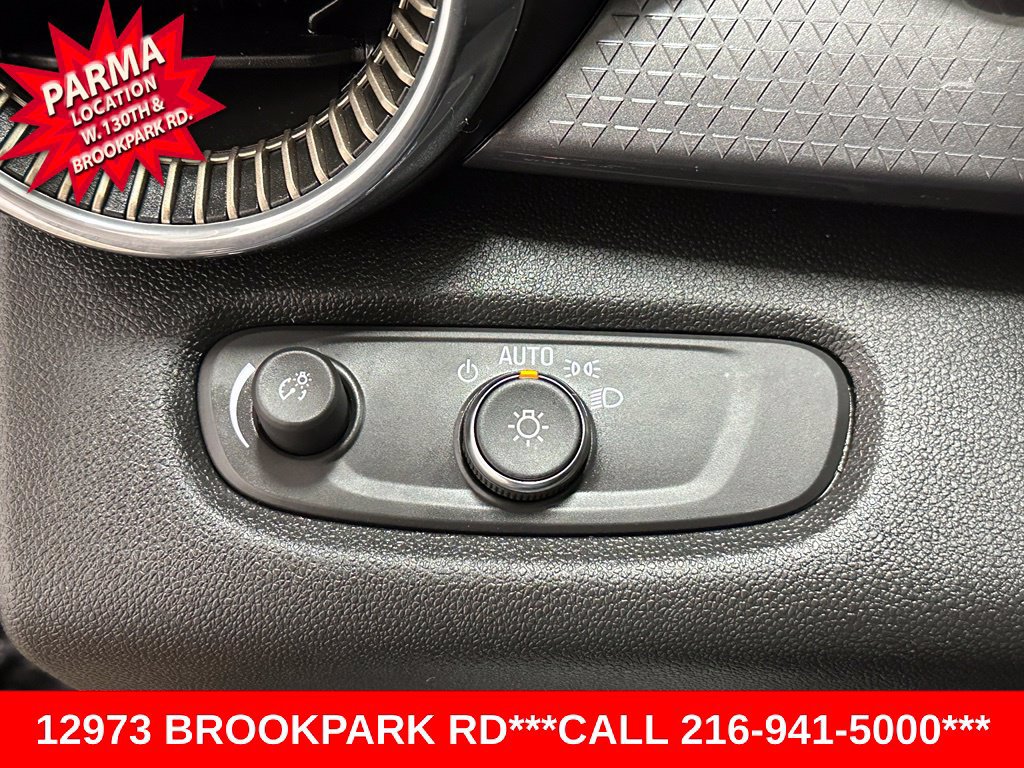 Certified 2024 Chevrolet Trax ACTIV w/ Driver Confidence Package FWD image 10
