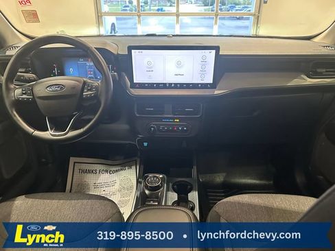 Certified 2025 Ford Maverick XLT w/ XLT Luxury Package AWD/4WD image 8