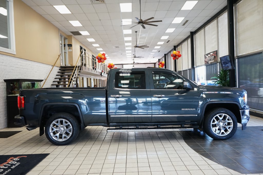 Used 2018 GMC Sierra 1500 SLT AWD/4WD image 17