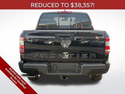 New 2026 Nissan Frontier SV w/ All-Weather Content Package AWD/4WD image 9