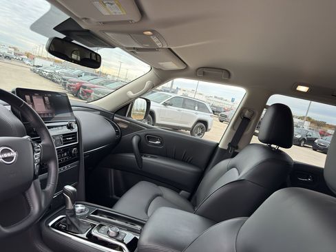 Used 2024 Nissan Armada SV image 25
