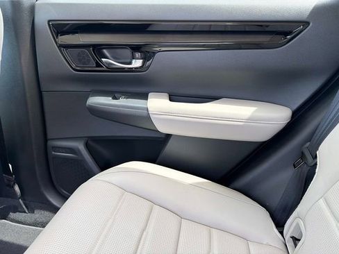Used 2025 Honda CR-V EX-L image 15
